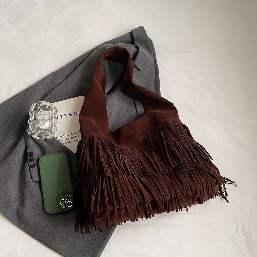 Autumn And Winter Retro Leather Veet Tassel For Women New Casual Large Capacity Shoulder Handheld Bucket Bag