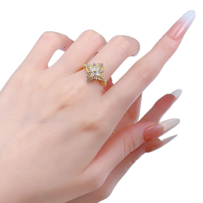 Vintage-Inspired S925 Sterling Silver Four-Leaf Clover Ring with Diamond Detailing - Elegant Two-Tone Design