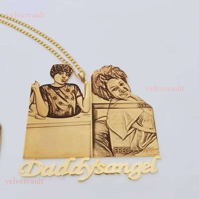 Autumn Cold Dropshipping Photo Necklace, Name PVD Carving Personalized Picture Necklace