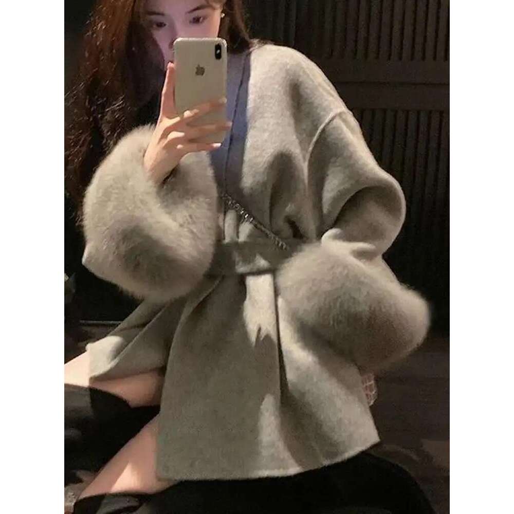 UCXQ Elegant OL Office Lady Overcoats Fur Patchwork Long Sleeve Woolen Coat Beautiful Women's Clothing Jacket Autumn 2025 Spring
