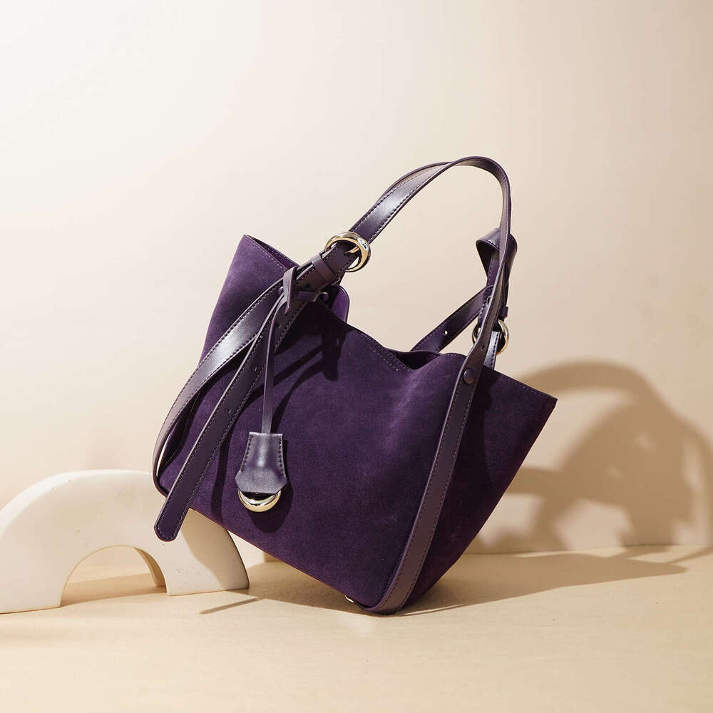 Tote Bag Two Layer Cowhide Autumn And Winter Tote Large Capacity High End Vegetable Basket Water Bucket Bag Lazy Style Single Shoulder Crossbody Bag L