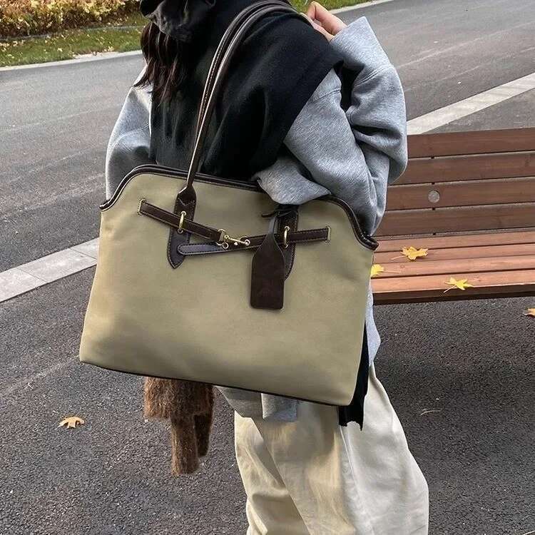 Women's Bags Designer Premium Vintage Leather Tote Bag - Spacious Commuter Shopper With Crossbody Strap & Modern Minimalist Gold Accents