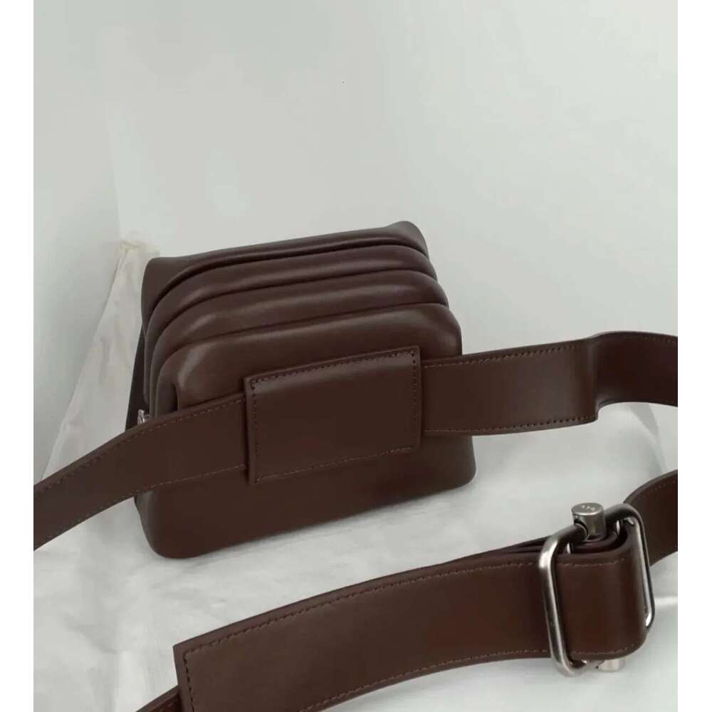 2024 New Genuine Leather Mini Crossbody Clip Bag