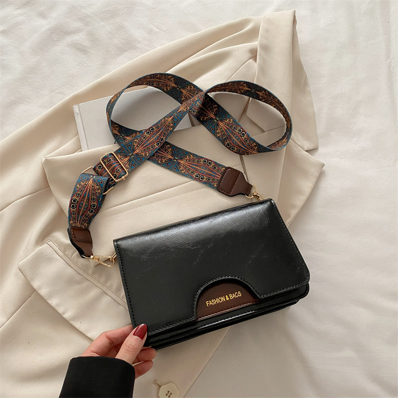 Free Delivery Designer Bag Simple Temperament Wide Strap Single Shoulder Crossbody 2025 Spring And Summer New Versatile Ins This Year's Popular S