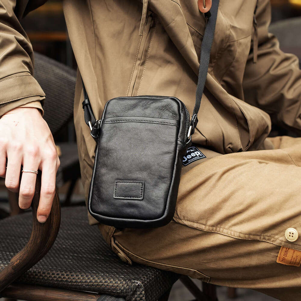 Women's Bags Designer Leather Men's Mini Leather Portable Phone Summer Casual Small Backpack, Single Shoulder Crossbody Bag, Trendy
