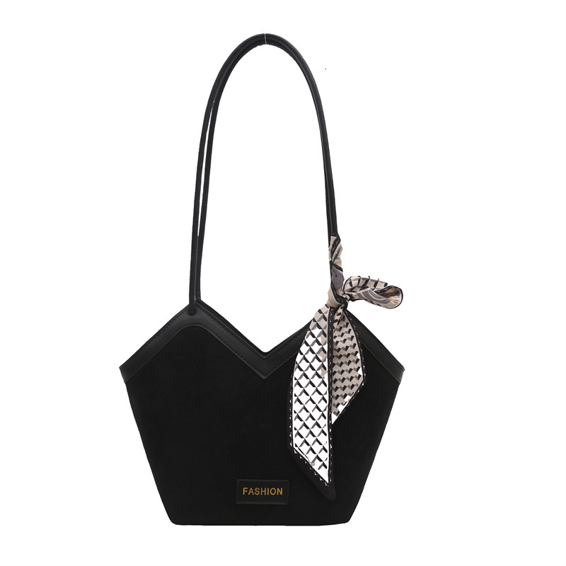 Fashion frosted large capacity for women 2025 new trend shoulder commuting leisure tote bag