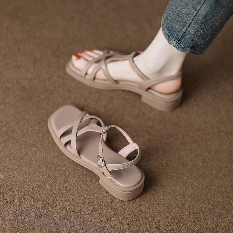Free shipping Designer Women's Summer 2025 new retro thin-striped woven Roman shoes, toe exposed fashion thick-soled anti-slip beach sandals