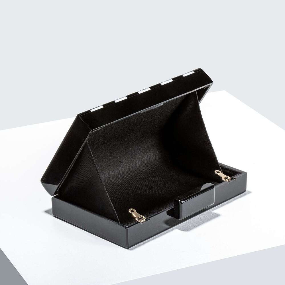 2025 Women's New Single Shoulder Diagonal Cross Striped Splicing Acrylic Bag Fashion Wedding Banquet Handbag