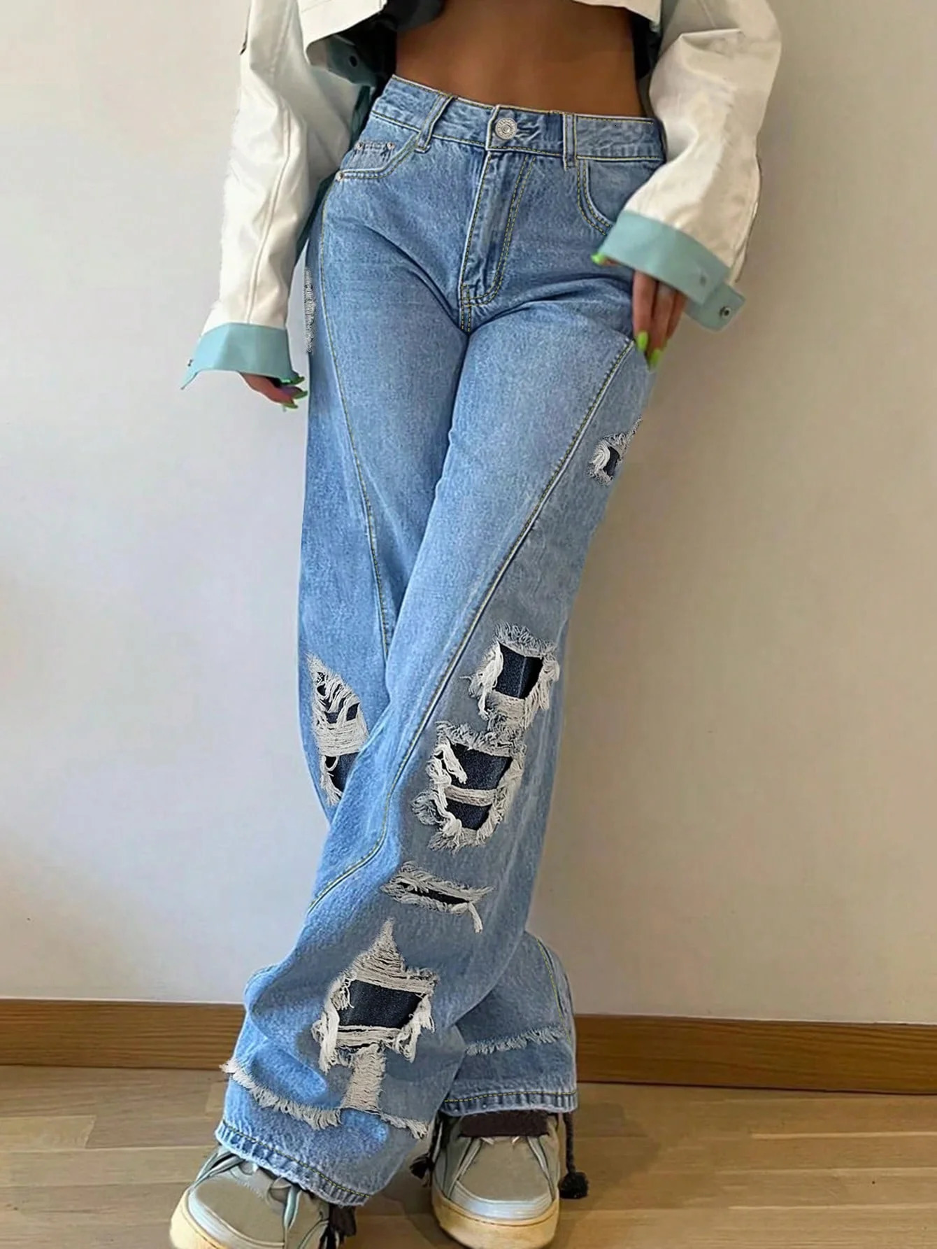 Women Ripped StraightLeg Jeans Button Zipper Casual Street Style Denim Pants with Pockets Nonstretch Fulllength 250519