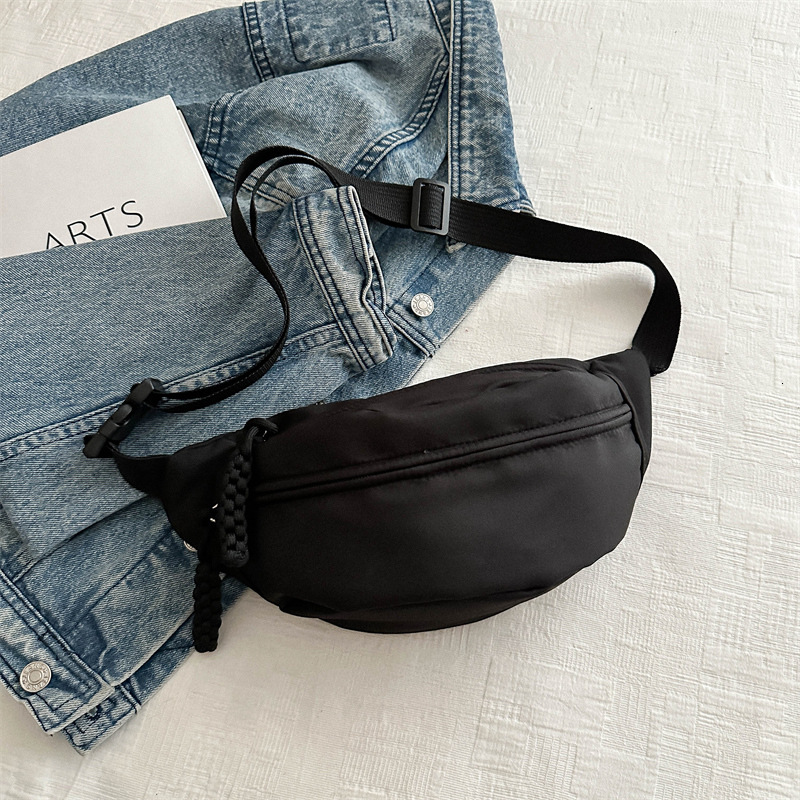 Free Delivery Designer Bag Solid Color Minimalist Korean Casual For Spring 2025 New Versatile Instagram Single Shoulder Crossbody Trendy Outdoor Luxur