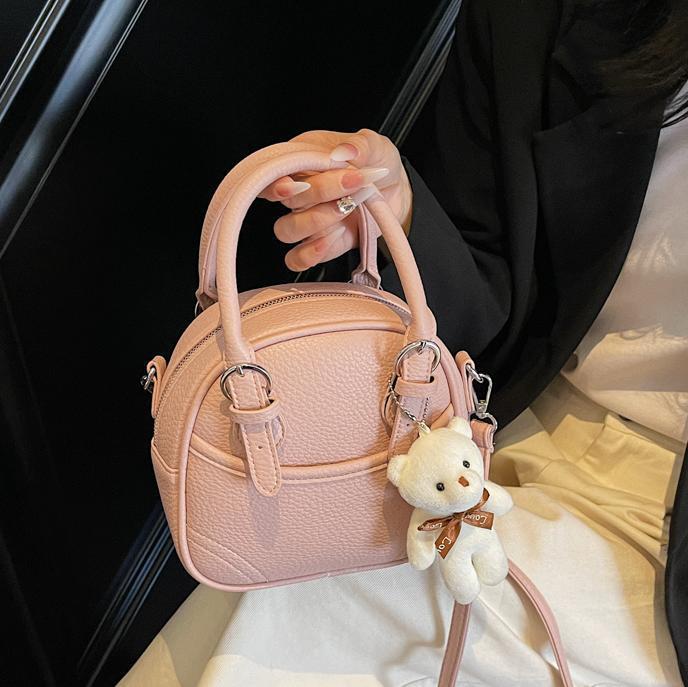 Trendy niche small for women 2025 new versatile western-style hand-held shoulder bag fashionable high-end texture crossbody bag