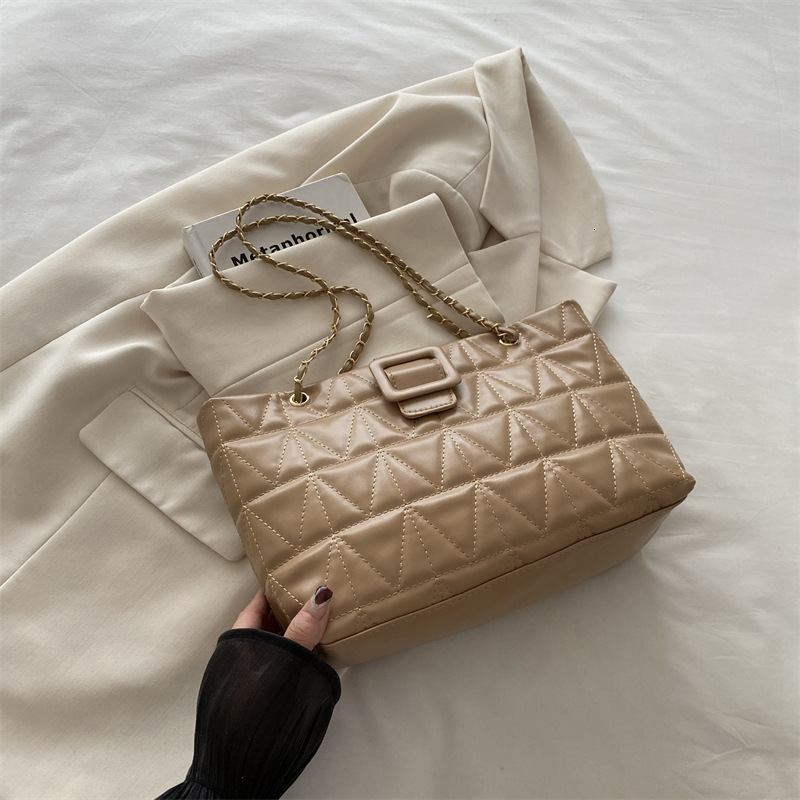 Free Delivery Designer Bag Premium Underarm 2025 Trendy Fashion Small Fragrant Ling Grid Chain Bag Niche Commuter Single Shoulder Tote Bag Luxury Bag