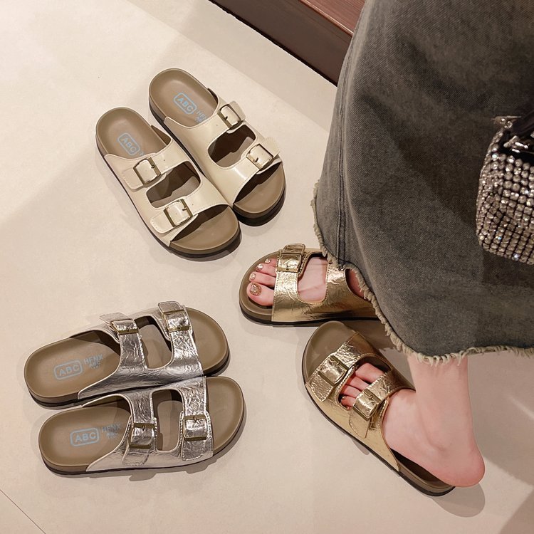 Free shipping Designer Women's Summer 2025 new soft-soled shoes, thick-soled slippers, and retro casual versatile beach shoes for outerwear