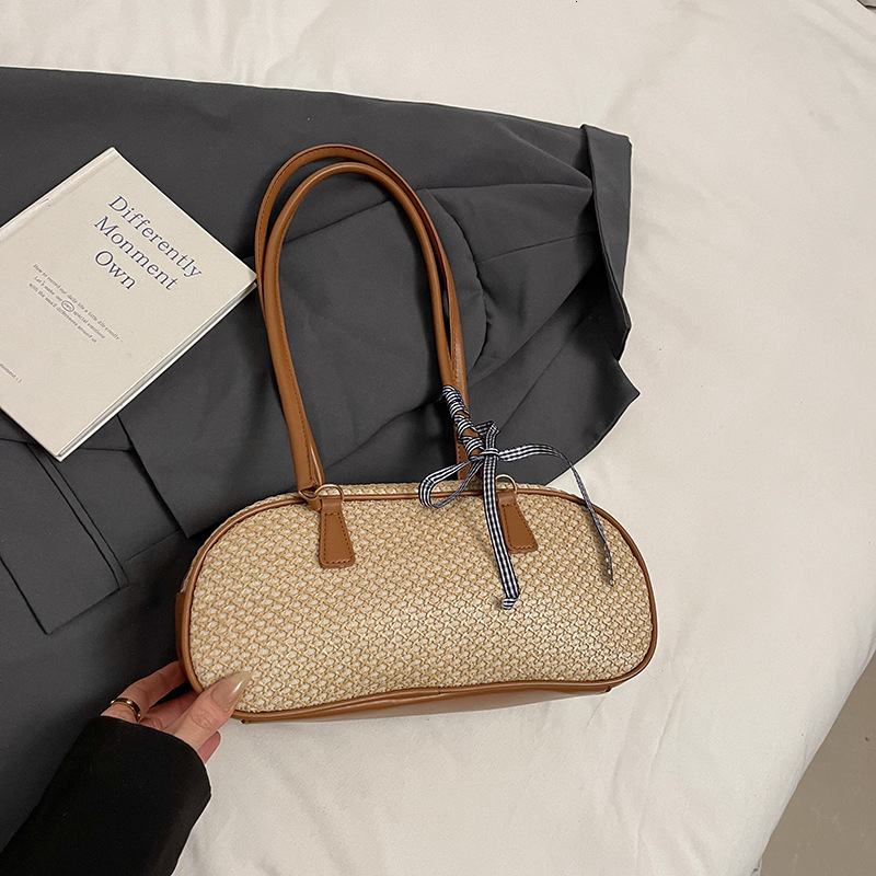 Free Delivery Designer Bag 2025 Texture Women's Weaving Simple Commuter Single Shoulder Slant Cross Leisure Ins Small Square Bag Luxury Bag
