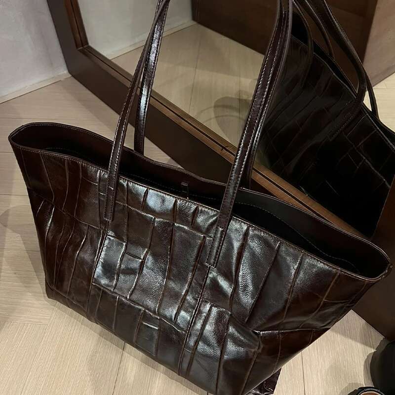 Crocodile Pattern Leather Large Capacity Tote Versatile Shoulder Underarm For Women Hobo Travel Shopping Storage Bag