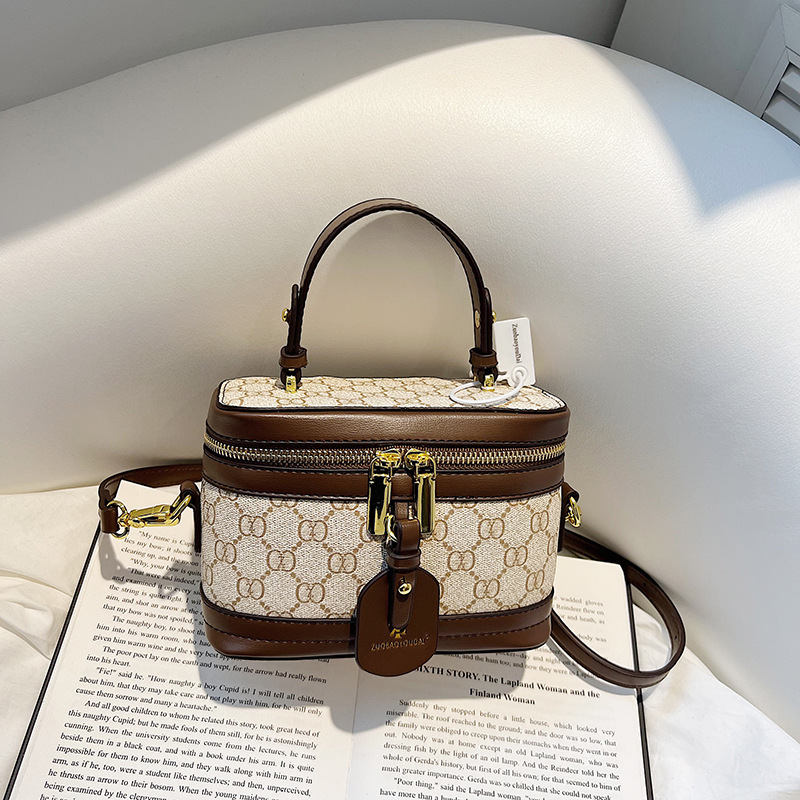 Free Shipping Designer Bag Hong Kong Style Retro Handbag New Womens Bag Cross-border Texture Shoulder Bag Diamond Grid Contrasting Crossbody Bag