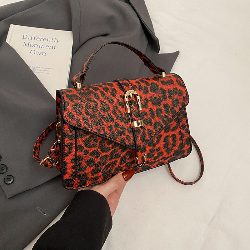 Free Delivery Designer Bag Leopard Print Summer New Personalized Fashionable Stylish Versatile Crossbody For Women's Work Commuting Leisure Simpl