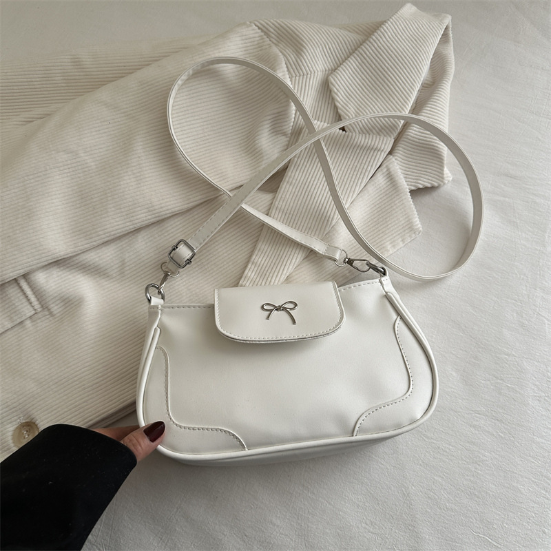 Free Delivery Designer Bag Bow Underarm Women's New 2025 Fashionable Texture Casual Shoulder Crossbody Small Square Luxury Bag