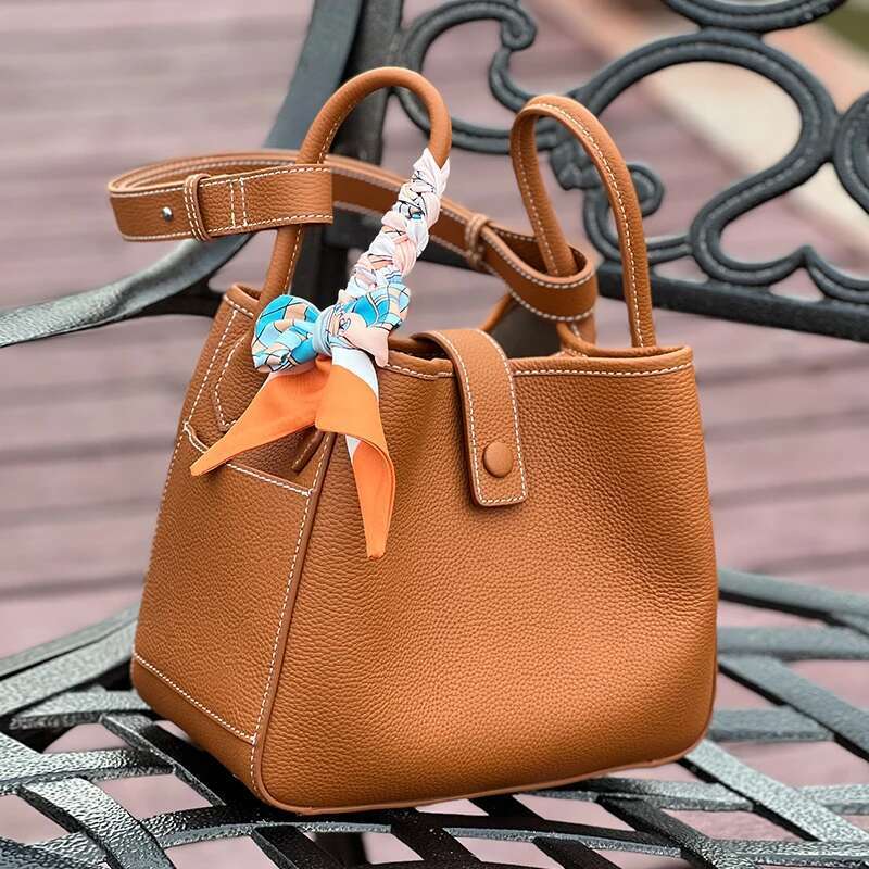 Design High Quality Cowhide Handbags Fashion Large Capacity Leather Bucket For Women High-end Elegant Lady Dinner Bag