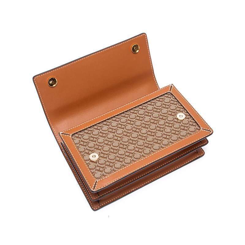 CHCH Women's Single Room Bag 2023 New Fashion Versatile Letter Multifunctional Brand Regular Zipper Messenger Ladies