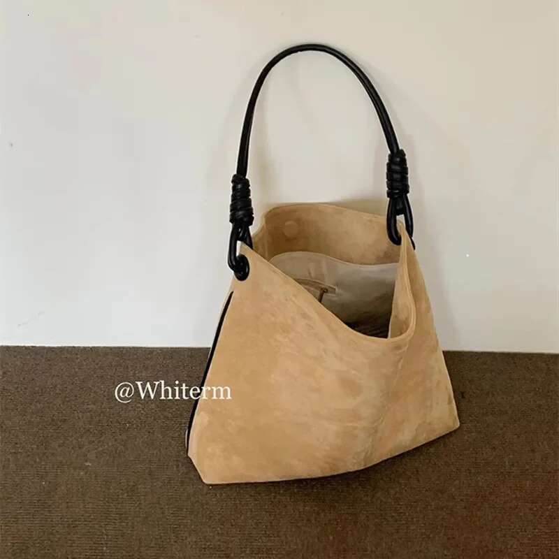 2024 New Version Of Instagram Retro Suede Contrasting Color Single Shoulder Bucket Bag Large Capacity Portable Totes