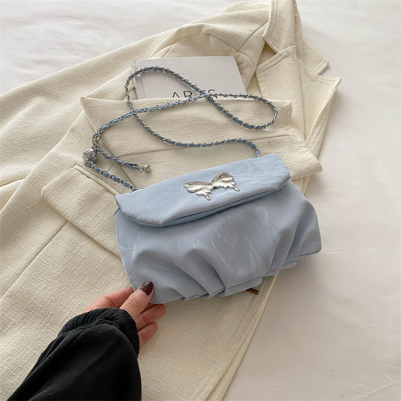 Free Delivery Designer Bag End Niche Versatile Pleated Shoulder Crossbody 2025 Summer New Fashion Butterfly Decoration Chain Saddle 8520