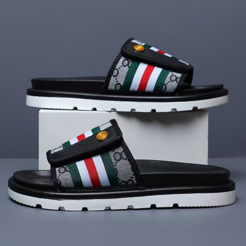 Free shipping designer men's summer versatile 2025 new light luxury outdoor fashion casual anti-slip beach flip-flops