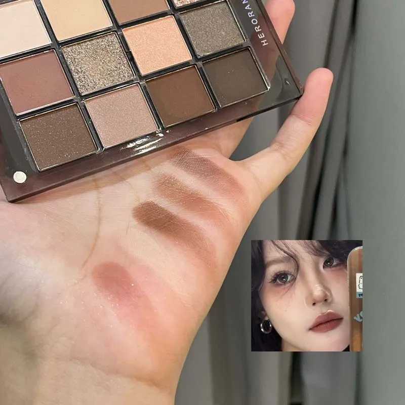 HERORANGE 12-color Eyeshadow Palette with Multiple Colors to Suit All Makeup Looks Dark Eyeshadow PaletteXJ250520