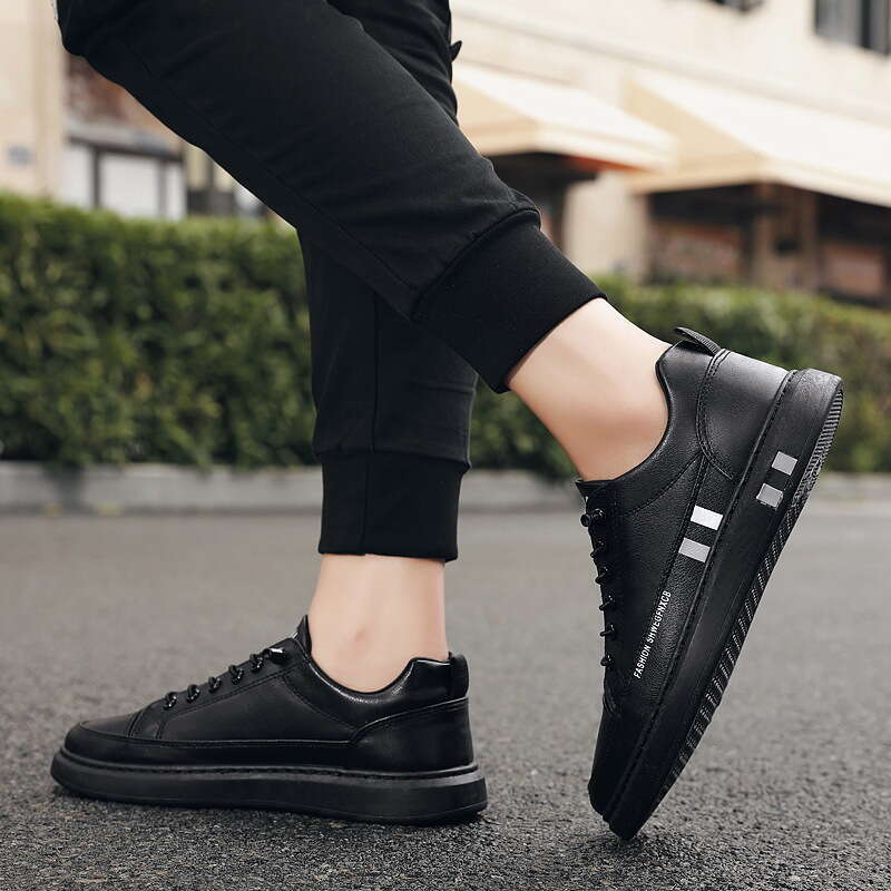 Breathable Little for Men 2024 New Korean Casual Men's Fashion White Leather Top Board Shoes Spring Live Broadcast