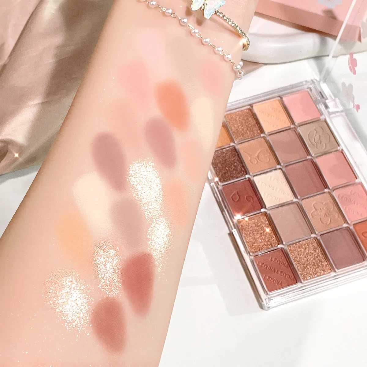 20-Color Eyeshadow Palette Shimmer Matte Highly Pigmented Blendable Long-Lasting W250520