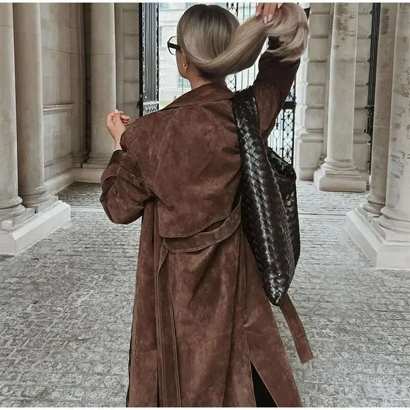 European American 2025 autumn women's trench coat temperament, khaki imitation leather double breasted lapel coat, new style with chic and elegan