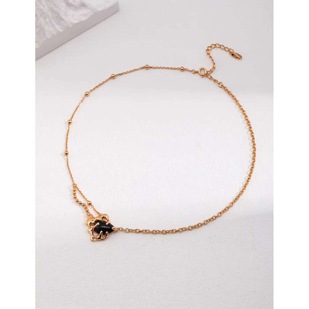 Elegant and unique S sier agate pendant necklace with rhodium plated chain, romantic style party