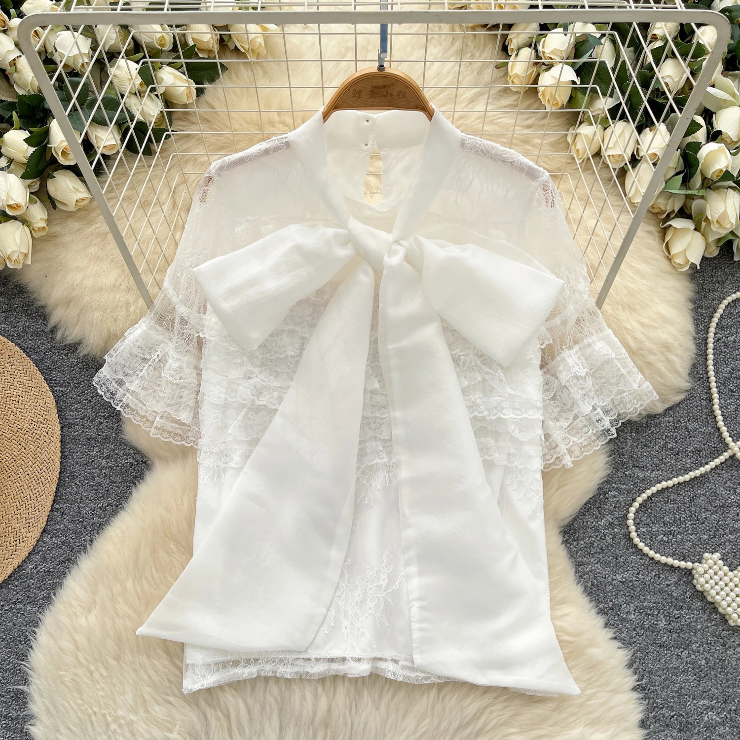 Chic Oneck butterfly lace short sleeve Elegant Fashion Sexy Shirt Women Blouse 250520