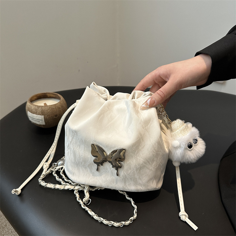 Summer New Women's Popular Handbag Butterfly Bucket Bag High Quality Texture Chain Designer Crossbody Exquisite Drawstring Bundle Single Shoulder