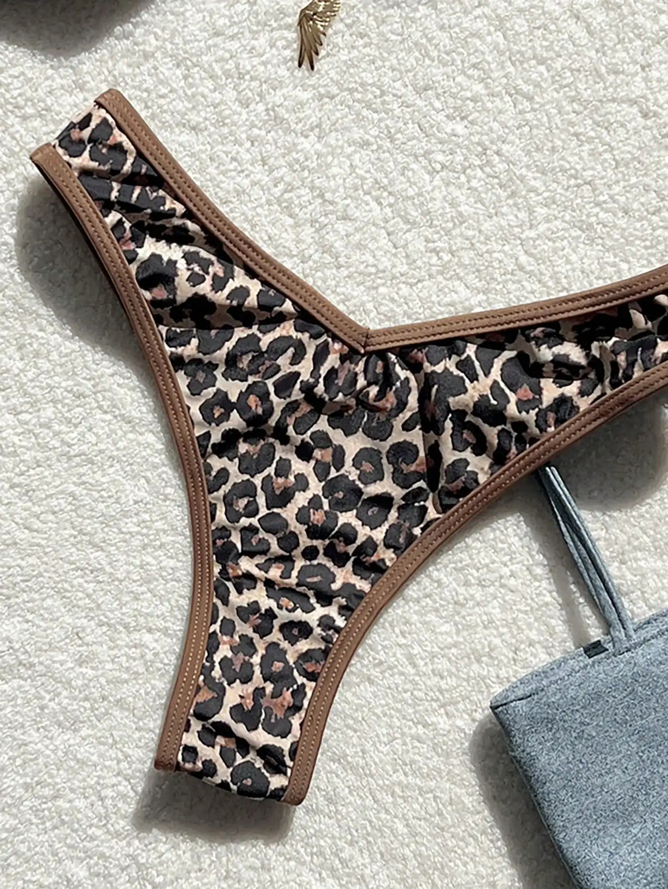 Summer leopard print sexy swimsuit bikini swimsuit set for beach vacation suitable for women 250516