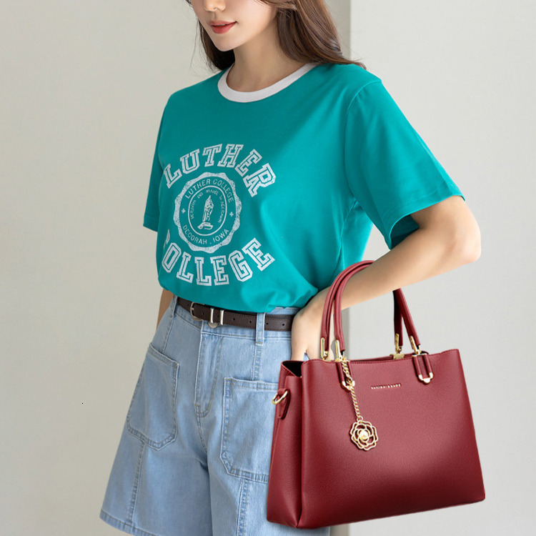 Free Shipping Designer Bag New Fashionable Women's High-quality Commuting Handbag Large Capacity Multi Compartment Tote Bag Urban Minimalist Luxu