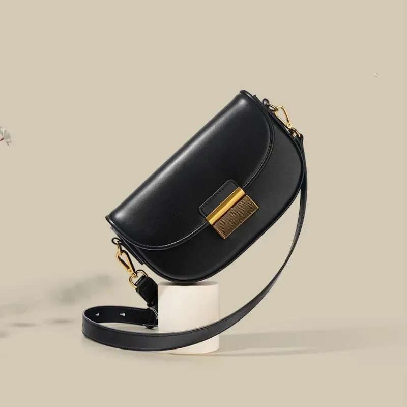 Saddle Bags for Women Adjustable Strap Shoulder Bag Gold Buckle Bolsas Feminina Crossbady Bolsos Mujer 2025 New Handbags