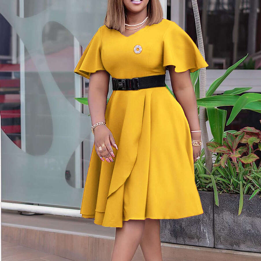 Women's Wear D297p Belt 2022 Summer New Women's Loudsleeves Solid Color Large Dress