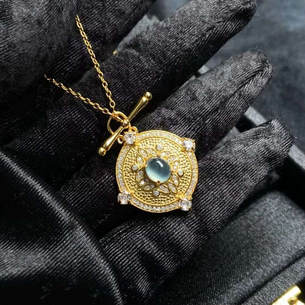 Linyin gold-plated sier convex circular necklace with ice transparent jade inlay anniversary commemoration