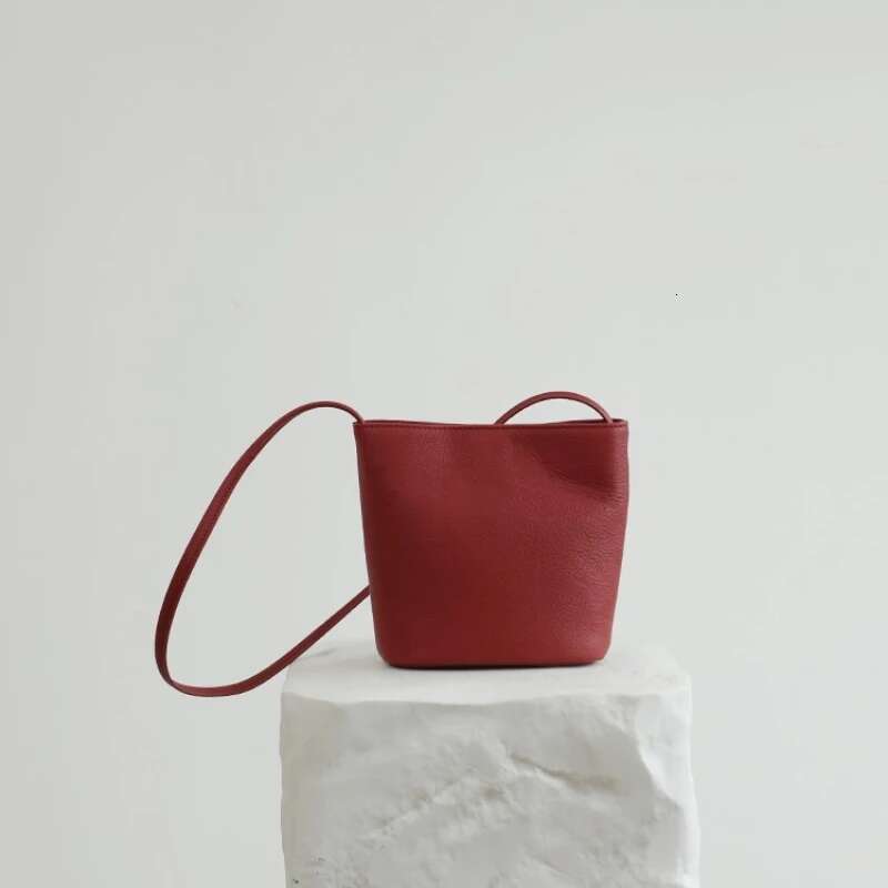 New Genuine Leather Shoulder Bucket Crossbody Bag