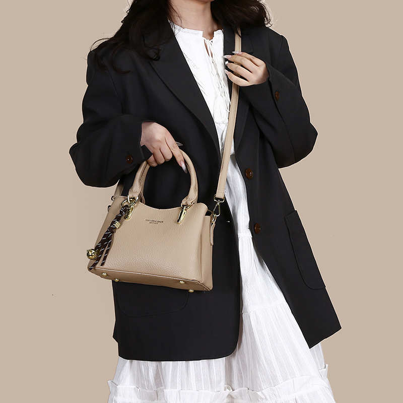 2025 new fashionable casual style handbag for women, high-end trendy single shoulder crossbody tote bag bags