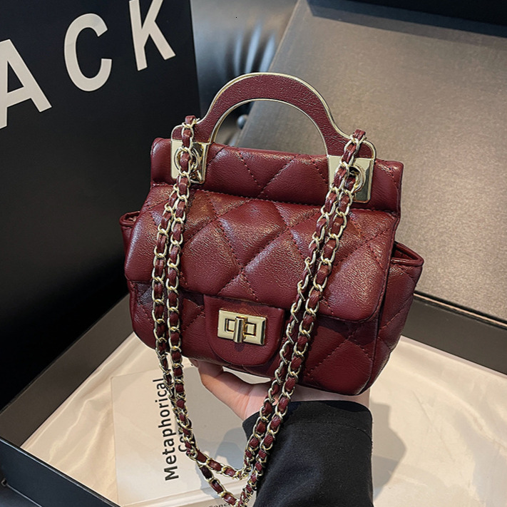 Free Shipping Designer Bag Trendy Diamond Grid Chain Handbag New Korean Version Single Shoulder Crossbody Bag Versatile Small Square Bag