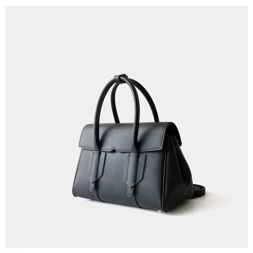 Women's Bags Designer Women's Bags Designer VOAETEC New Travel Shoulder Handbag Cowhide Briefcase Tote Leather Women's Bag Large-Capaci