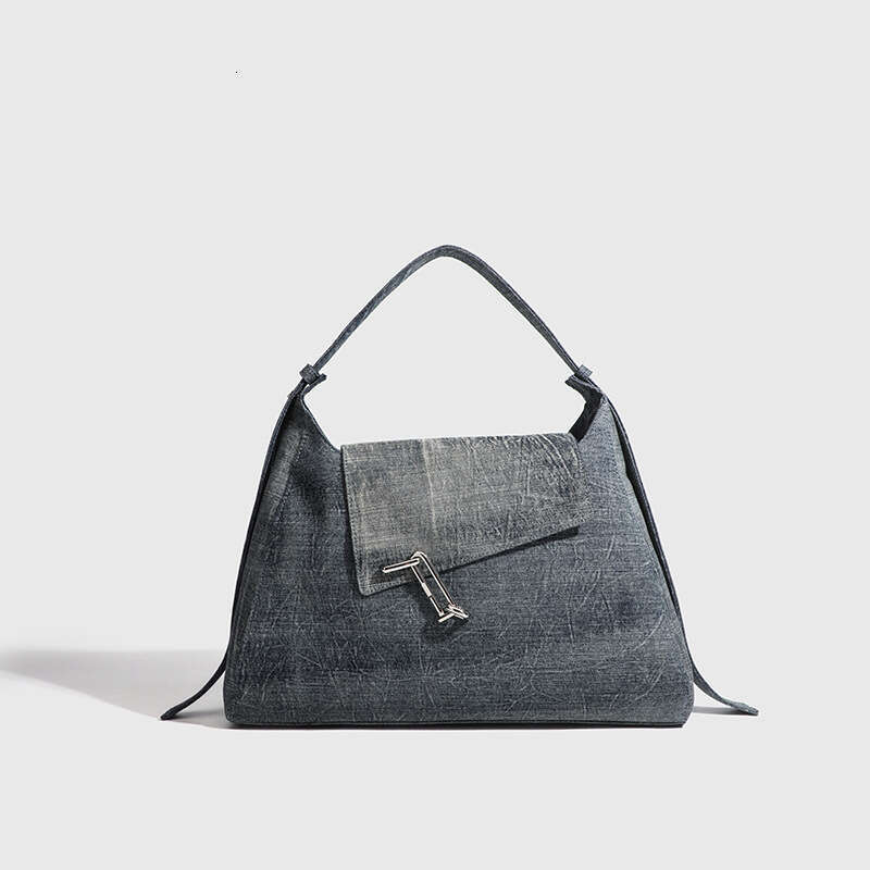 Women's Bags Designer Small Versatile Underarm For Women In , High-Capacity Commuting HOBO Shoulder Bag, Fashionable And Simple Crossbody Bag