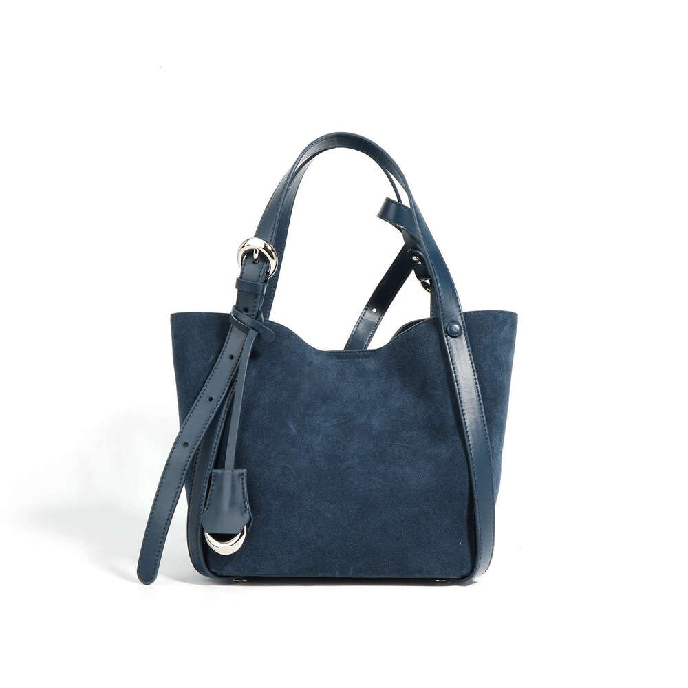 Tote Bag Two Layer Cowhide Autumn And Winter Tote Large Capacity High End Vegetable Basket Water Bucket Bag Lazy Style Single Shoulder Crossbody Bag L