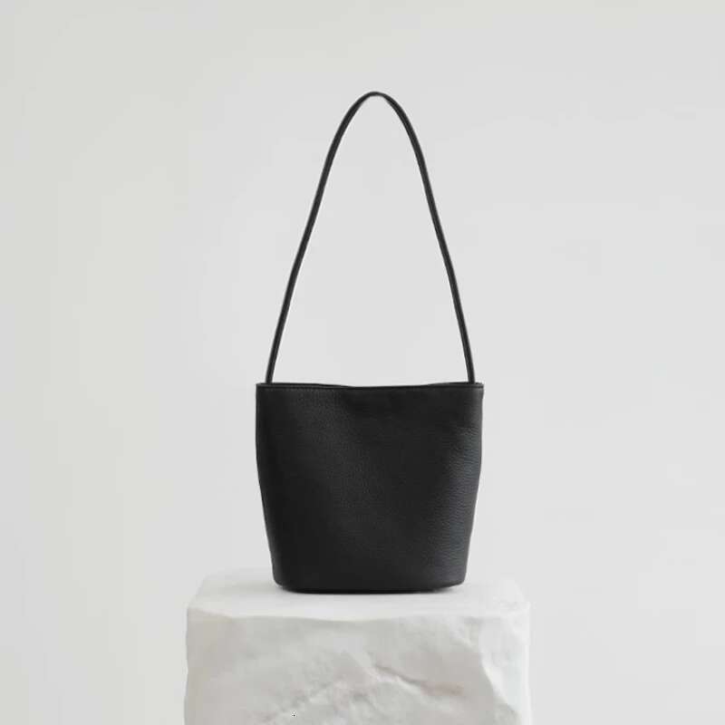 New Genuine Leather Shoulder Bucket Crossbody Bag