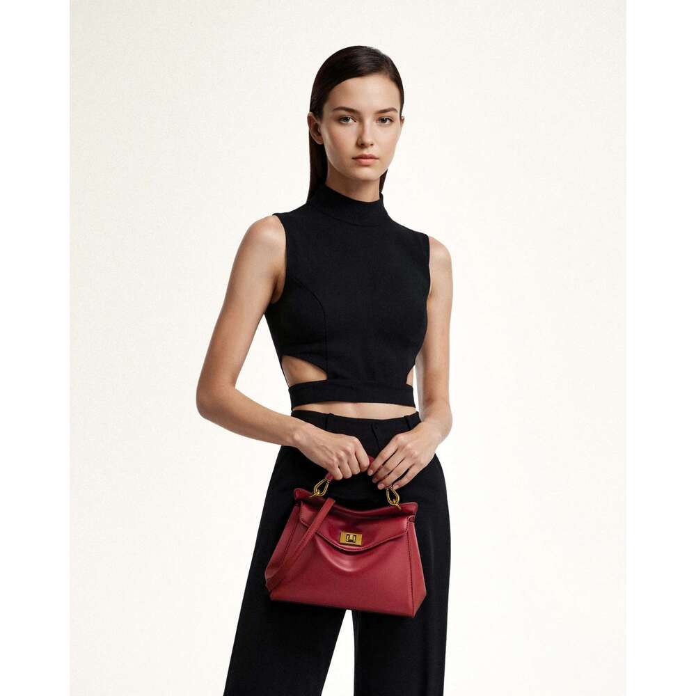 Luxury Handbag 2025 New Lucia Lock Shoulder Crossbody Light High-End Fashionable Versatile Women's Bag Handbag