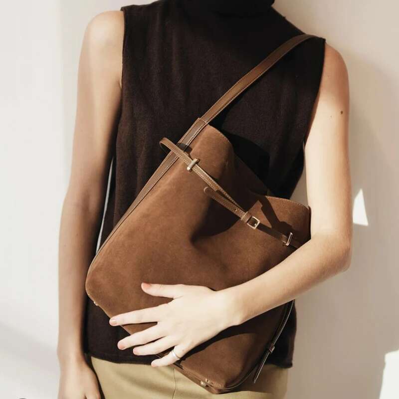 Vintage Faux Suede Tote Bags For Women Designer Handbag Purse 2024 New In PU Belt Buckle Large Capacity Underarm Shoulder