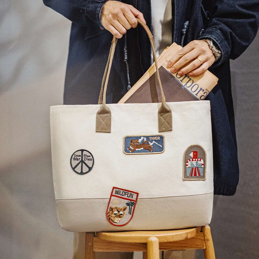 Maden New Vintage Embroidered Tote Large-Capacity Patchwork Handbag Versatile Single - Shoulder Unisex Style White Bags