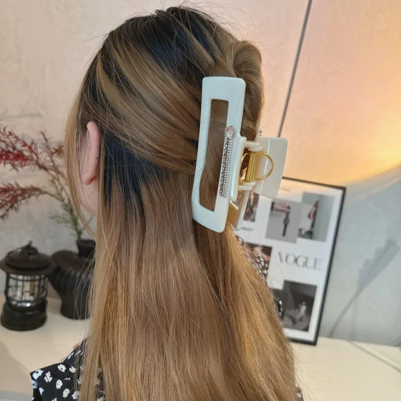 Korean Chic Minimalist Square Crystal-Encrusted Star Large Hair Clip Stylish and Versatile for Women High Quality 250517